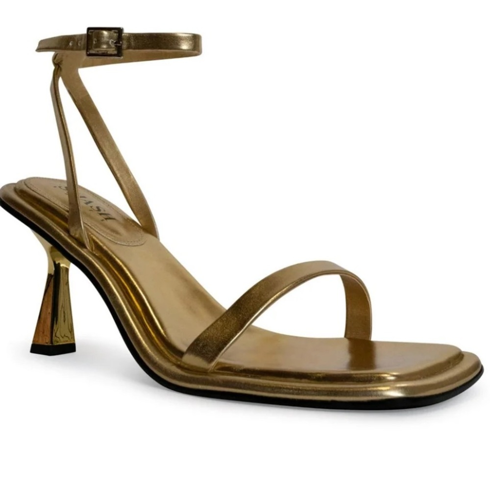 New with box and one dust bag Women's Imani Strappy Dress Sandals size 13